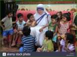 012 Mutter Teresa Lebenslauf Für Kinder Mutter Teresa Stockfotos &amp; Mutter Teresa Bilder Alamy